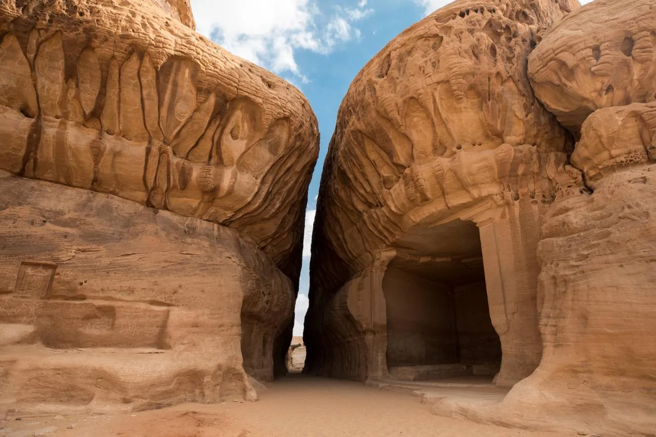 AlUla Tour - Full day guided tour